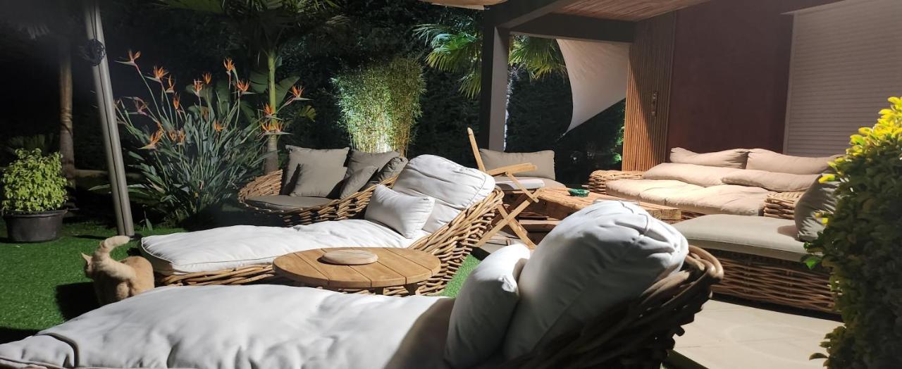 Chambre D'Hotes Casa Lucia Furiani Zewnętrze zdjęcie